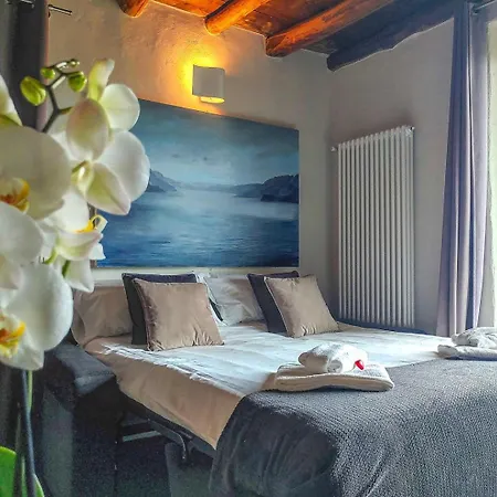 Sunrise's Daire Pianello Del Lario